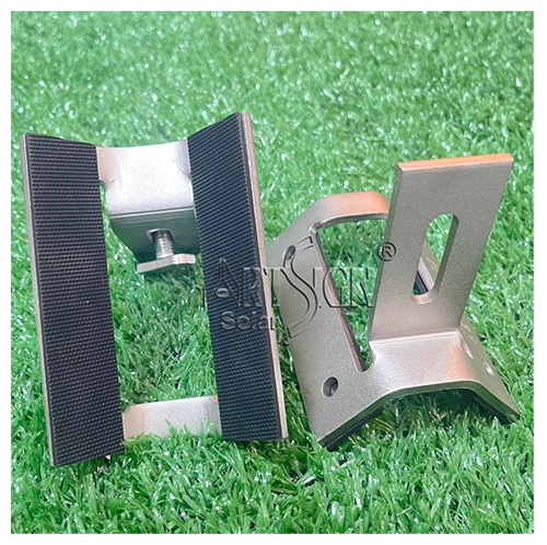 Roof hook for solar panel
