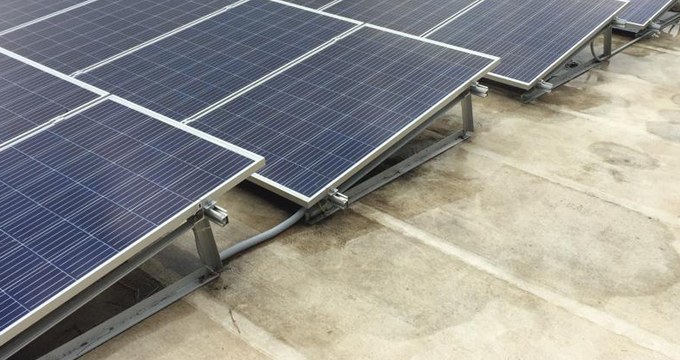 Aluminium-Solar-PV-Montagesystem, Winkelstangen-Dreieck-Kit für Flachdach